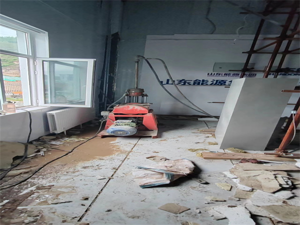 华龙地基基础下沉墙体裂缝加固注浆顶升施工